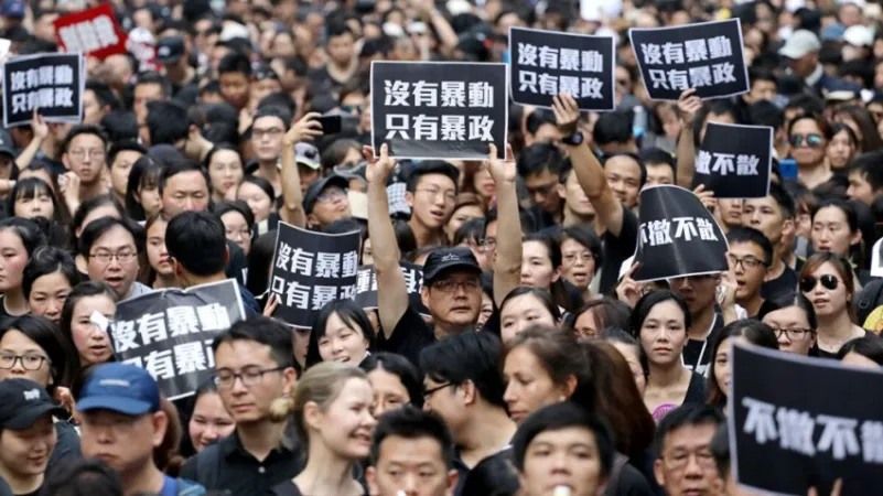 الصين تصادق على تعديلات جذرية لنظام هونغ كونغ السياسي