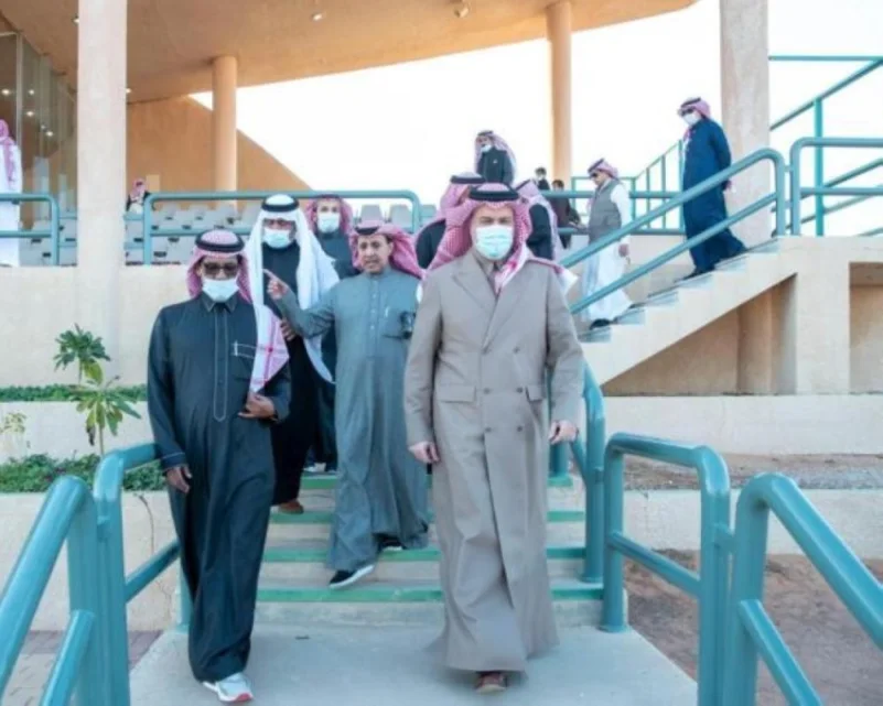 الأمير بندر بن خالد الفيصل يتفقد ميدان الملك خالد للفروسية بالحوية