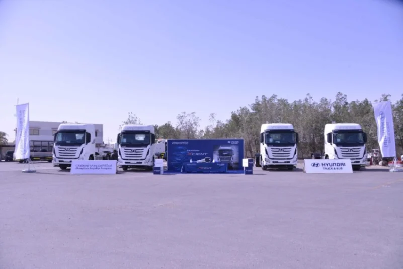 تسليم 30 شاحنة ثقيلة من علامة هيونداي لشركة المجدوعي للنقل