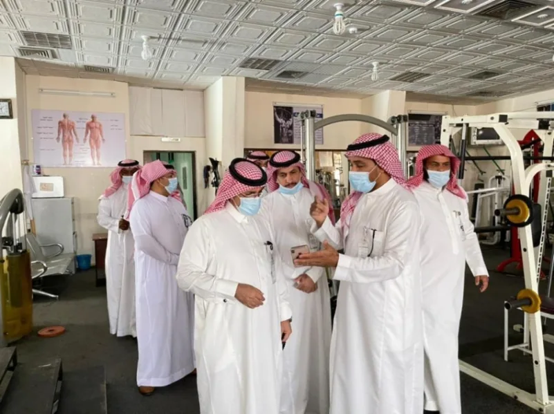 الحربي يناقش معوقات قطاع التنمية الاجتماعية بمحافظات الرياض