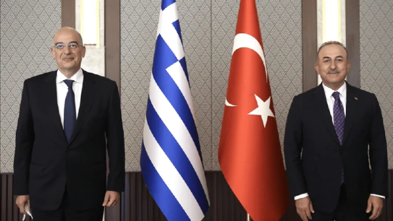 وزيرا خارجية اليونان وتركيا يتبادلان الاتهامات في مؤتمر صحافي شابه التوتر