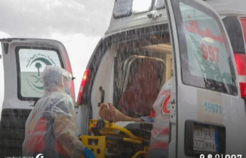 142 بلاغًا إسعافيًا باشرتها فرق الهلال الأحمر تزامناً مع أمطار مكة