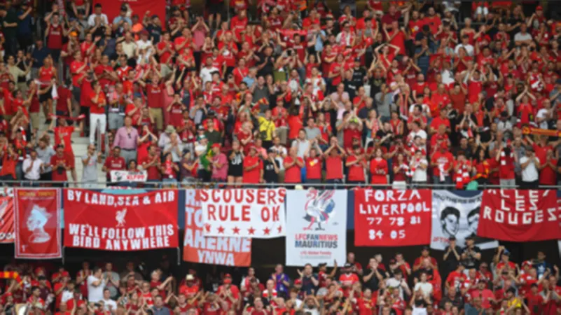 عودة جماهير الدوري الإنجليزي وليفربول يبيع تذاكر مباراته الأخيرة