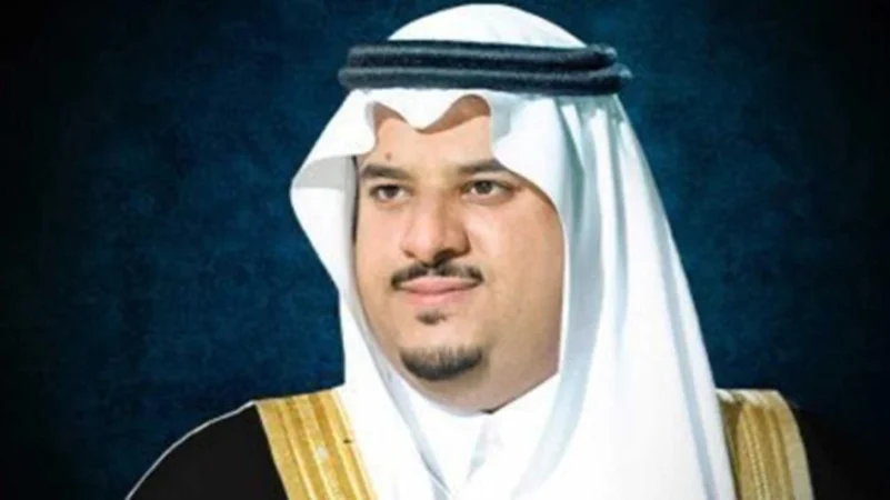 نائب أمير الرياض يتلقى العزاء من ولي عهد الأردن والشيخ عبدالله بن زايد في وفاة والدته