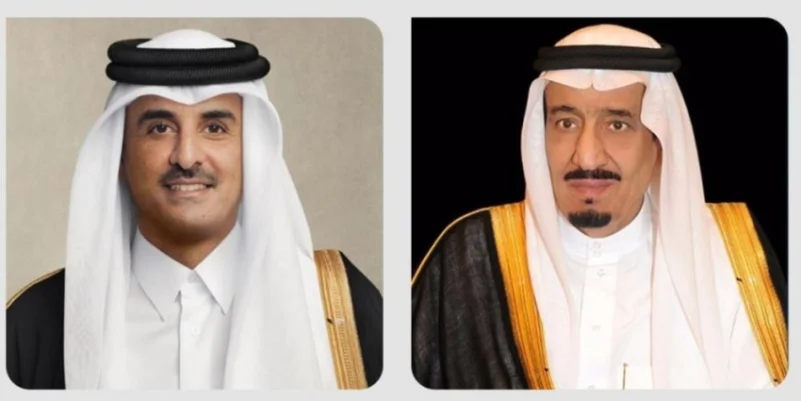 خادم الحرمين وأمير قطر يتبادلان التهنئة بقرب حلول عيد الفطر (هاتفيًا)