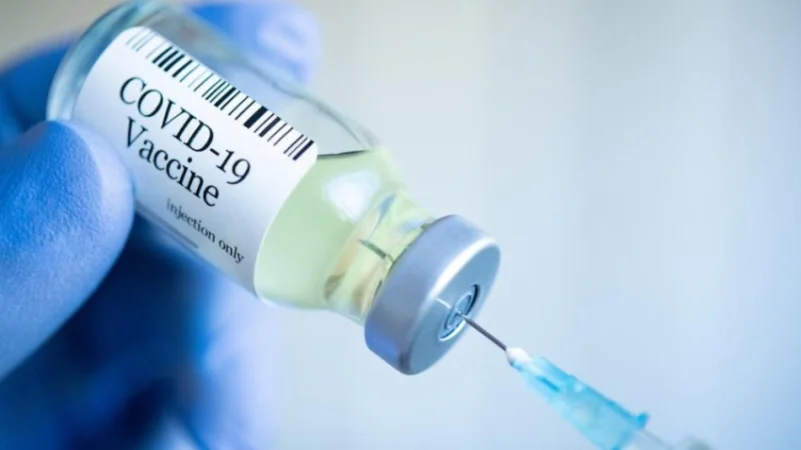 دراسة: 4 أعراض للتطعيم بجرعة "فايزر" وأخرى "أسترازينيكا"