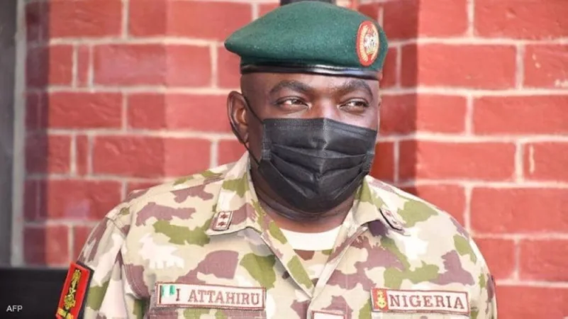 مصرع قائد الجيش النيجيري بحادث تحطم طائرة عسكرية شمالي البلاد