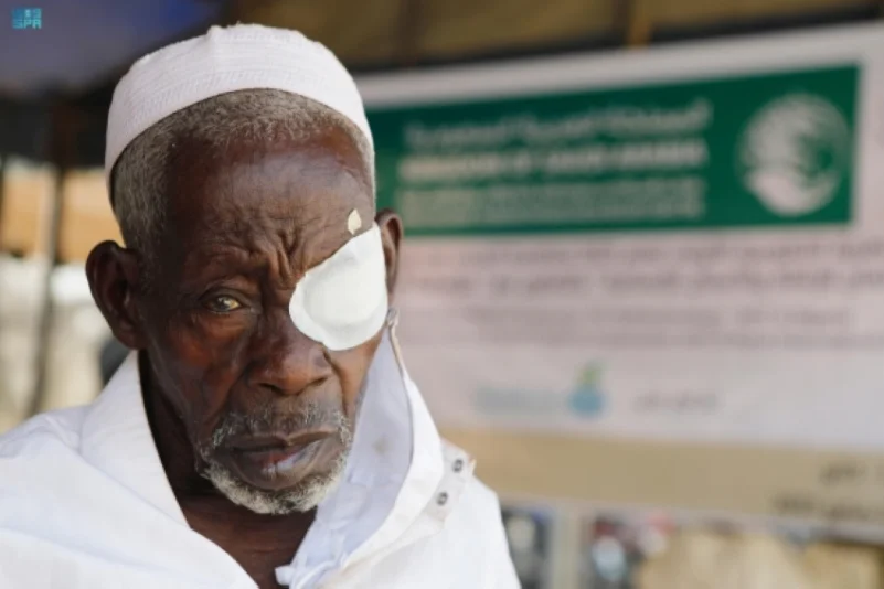 "سلمان للإغاثة" يختتم حملة مكافحة العمى في كانو النيجرية بـ(400) عملية جراحية