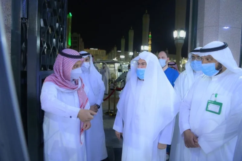 السديس يدشن مشروع سبيل زمزم بالمسجد النبوي