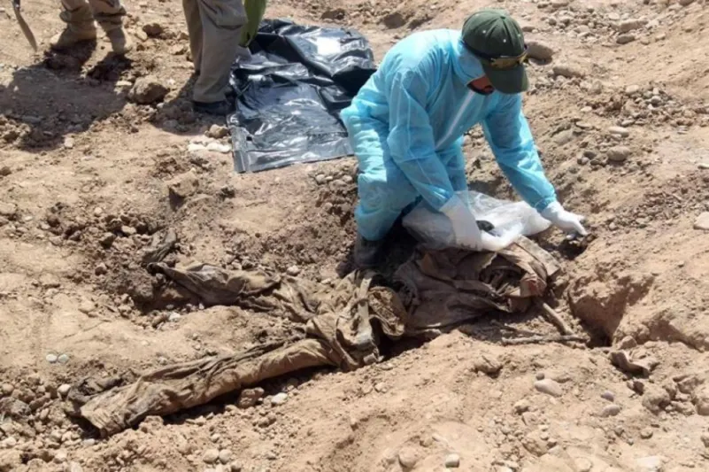 فتح مقبرة جماعية في العراق لتحديد هويات 123 شخصا