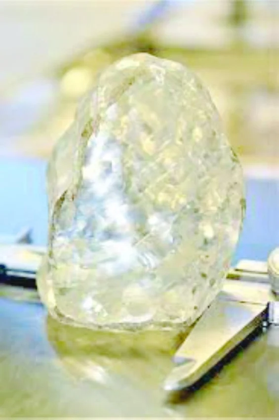 العثور على ثالث أكبر حجر ماس بالعالم