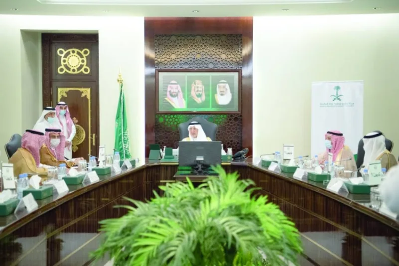 الفيصل يستعرض أهداف مبادرة «أخضر مكة»