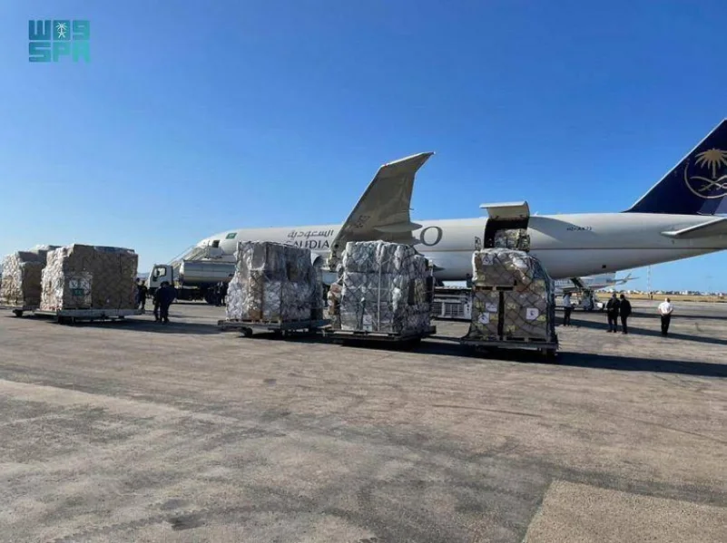 وصول طائرتان سعوديتان تحملان مساعدات طبية عاجلة إلى تونس