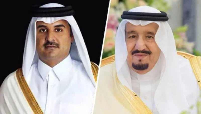 خادم الحرمين يتلقى اتصالاً هاتفيًا من أمير قطر