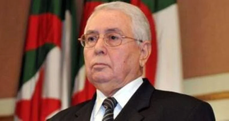 وفاة رئيس الجزائر السابق بكورونا