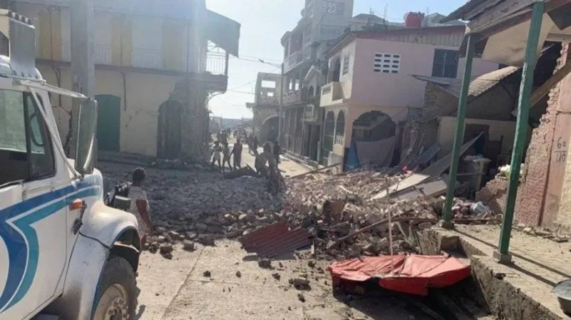 بايدن يأمر بمساعدات إلى هايتي بعد الزلزال المدمر