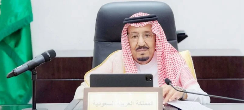 خادم الحرمين يعزي أمير الكويت في وفاة الشيخة بدرية