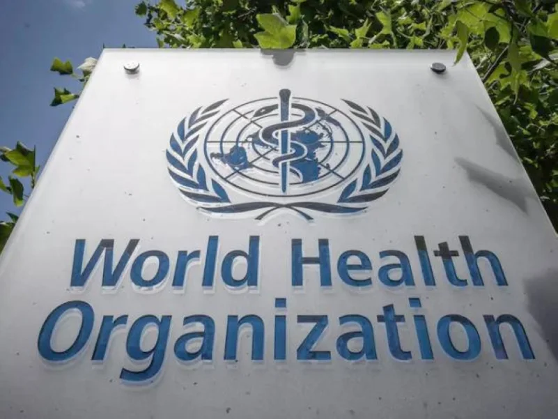 "الصحة العالمية" تنصح بأولوية تطعيم المعلمين وموظفي المدراس ضد كورونا