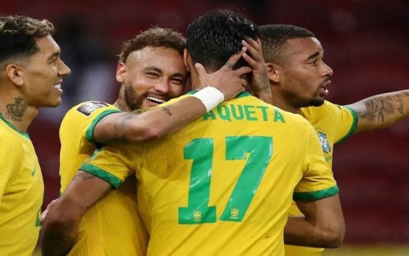 لماذا البرازيل لا تستطيع استدعاء 9 من أهم لاعبينها لتصفيات المونديال؟