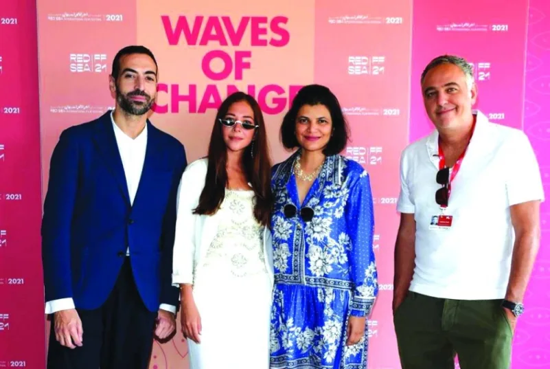 «البحر الأحمر» يحتفي بالمواهب السعودية والسينما العالمية بالبندقية