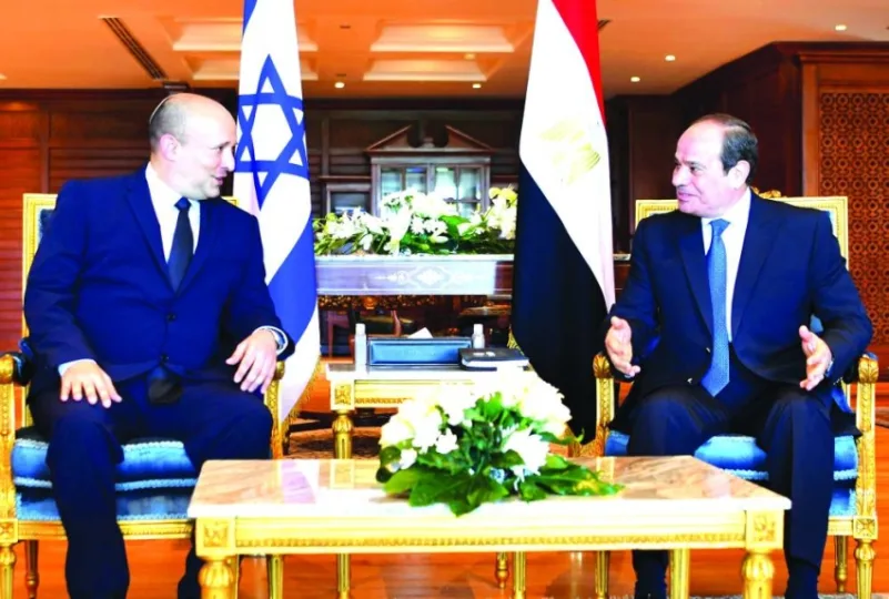 رئيس الوزراء الإسرائيلي يزور مصر لأول مرة منذ عشر سنوات