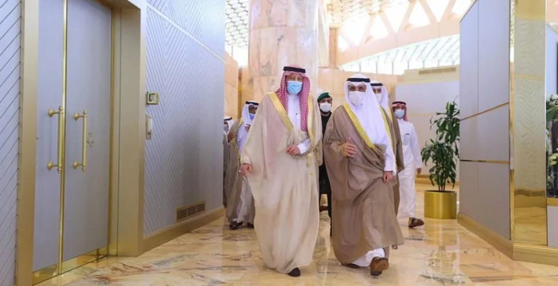 نائب وزير الخارجية يستقبل وزير خارجية الكويت