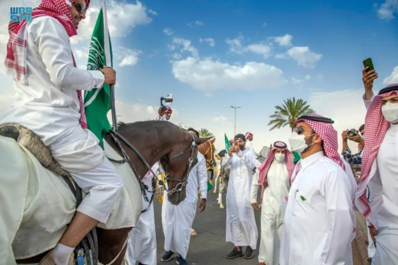 نائب أمير حائل يدشن "مسيرة وطن" للخيول العربية
