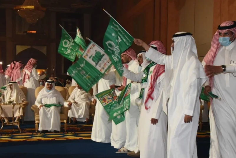 جمهور المنادي لبّى قصائد سعد آل سعود بجدة في يوم الوطن