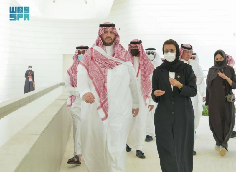 الأمير تركي بن محمد بن فهد يزور جناح الإمارات بـ"إكسبو 2020 دبي"