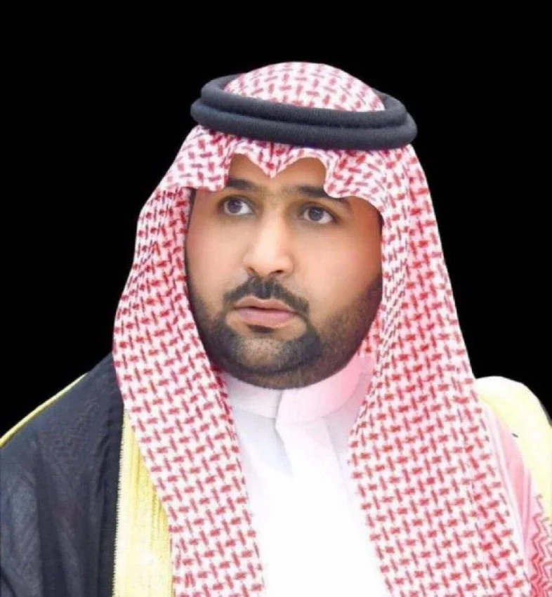 أمير جازان بالنيابة يطمئن على صحة المصابين جراء استهداف مطار الملك عبدالله