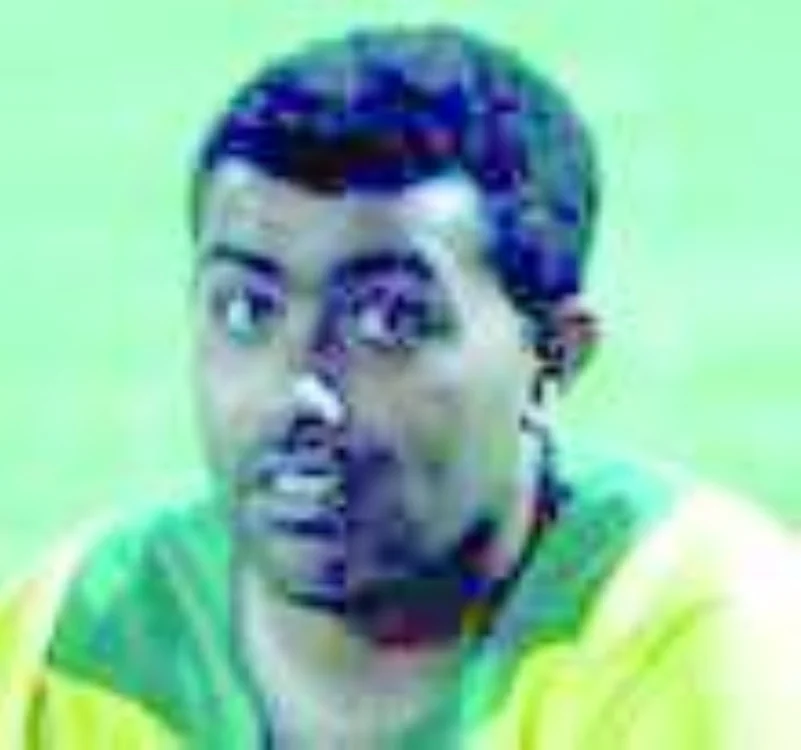 وفاة لاعب الخليج في مباراة حواري