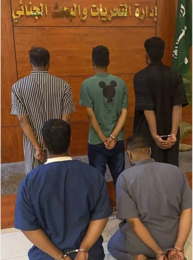 شرطة الرياض: القبض على (5) مواطنين ارتكبوا عددًا من الجرائم