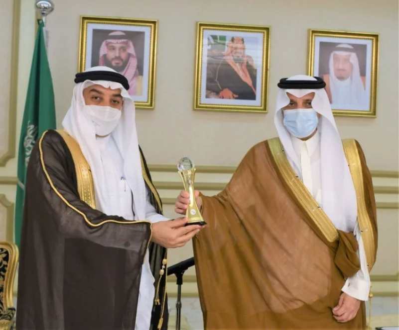 أمير الشرقية يلتقي رئيس الاتحاد السعودي لكرة اليد