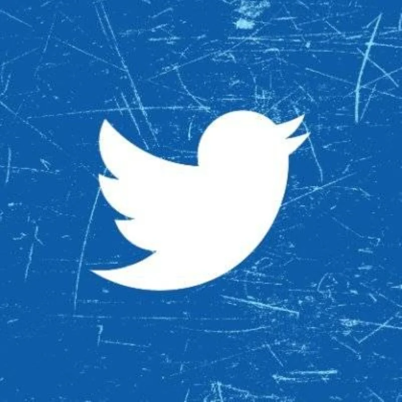 «تويتر» يتيح الدردشة الصوتية للجميع
