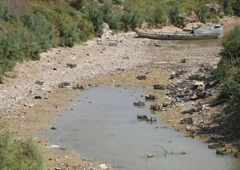انحسار غير مسبوق لأحد الأنهار يثير المخاوف في العراق