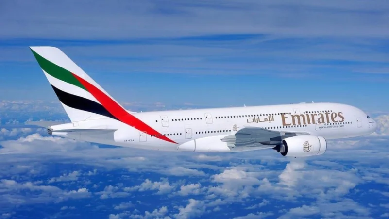"طيران الإمارات" تناقش تأخر تسليم طائرات "بوينغ 777 اكس"
