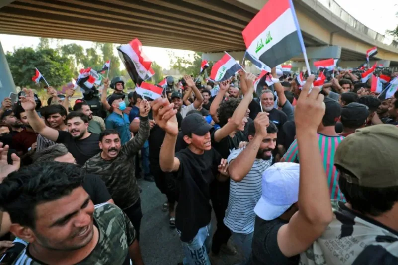 125 مصابا من الأمن والمتظاهرين بمواجهات "المنطقة الخضراء" في بغداد
