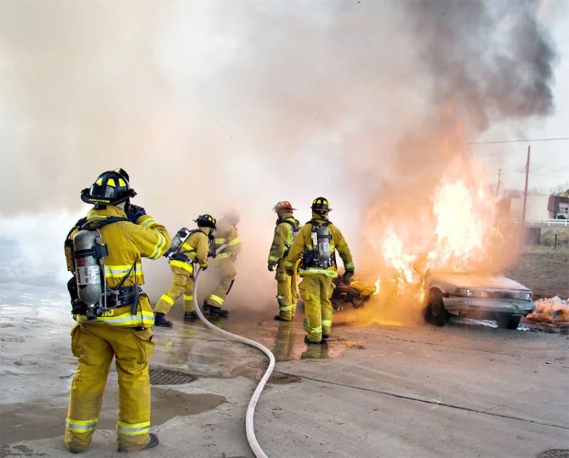 فرق إطفاء خاصة في 21 قطاعا حيويا للحد من المخاطر