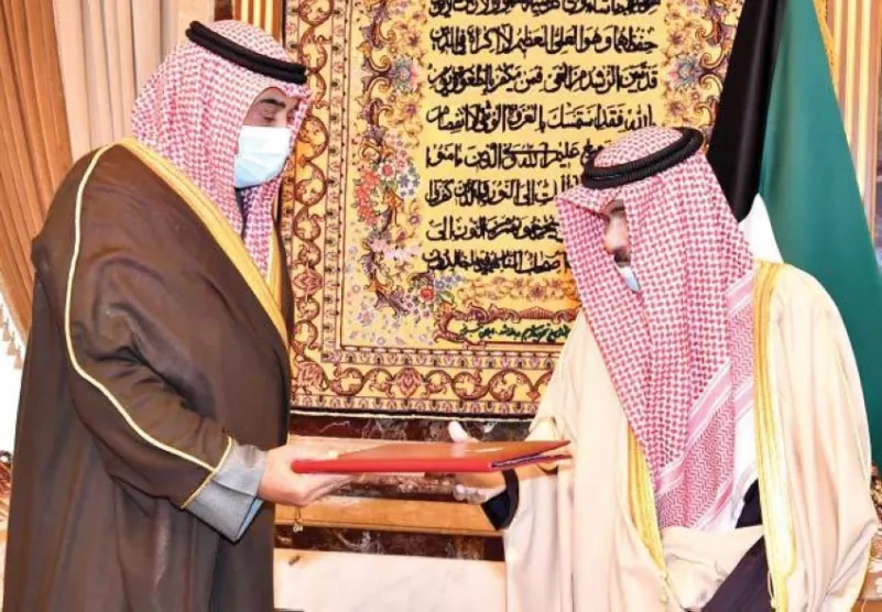 الحكومة الكويتية الجديدة تؤدي اليمين أمام ولي العهد