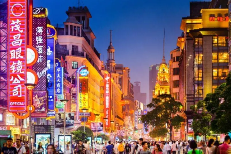 توقعات بأرتفاع ايرادات السياحة المحلية في الصين إلى 600 مليار دولار