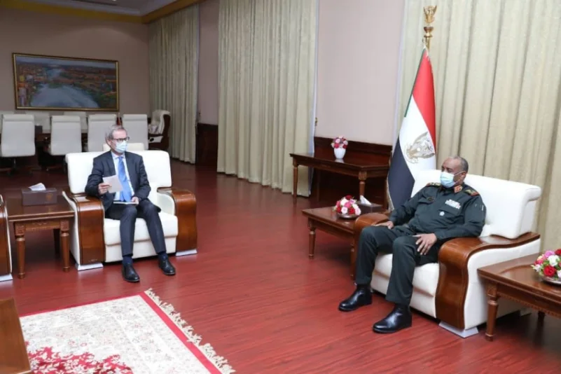 البرهان والمبعوث النرويجي يستعرضان التحديات الراهنة في السودان