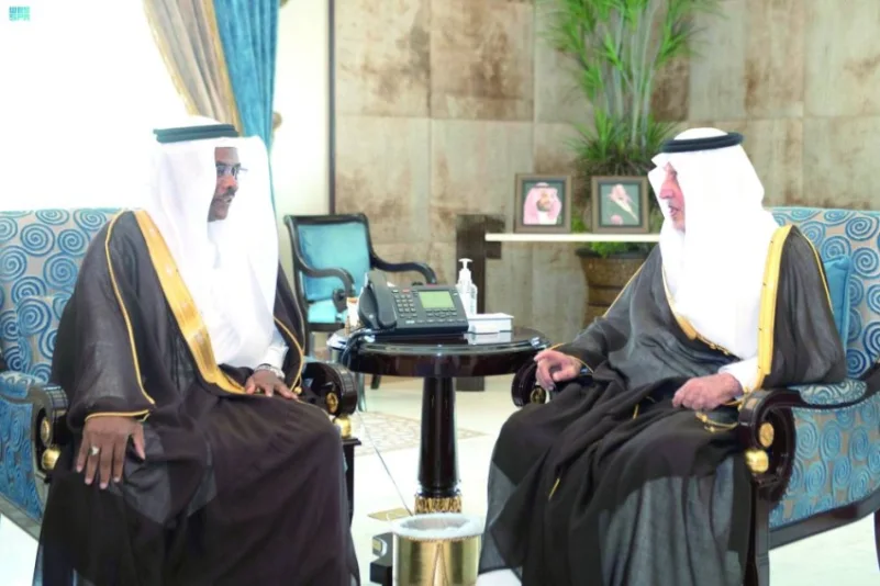 الفيصل يبحث «الموضوعات المشتركة» مع سفير الفلبين وقنصل البحرين