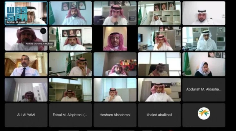 وزير الموارد البشرية يلتقي برئيس وأعضاء اللجنة الوطنية للتعدين في اتحاد الغرف السعودية