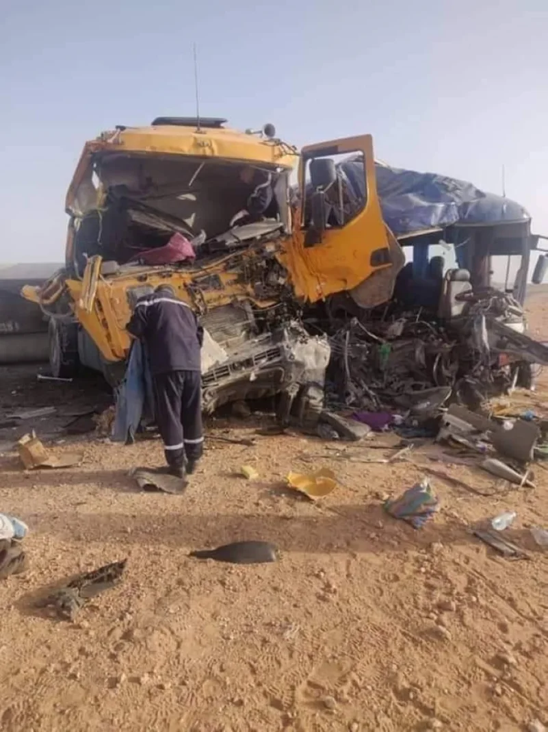 مصرع 6 وإصابة 15 في حادث بولاية تندوف بالجزائر