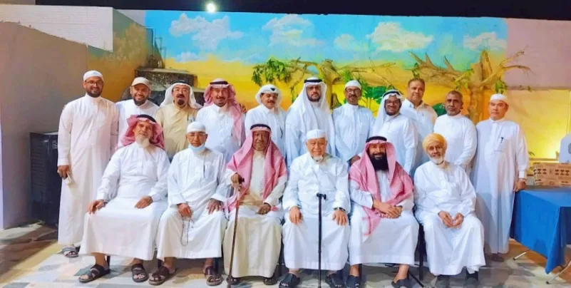 جماعة مسجد عبدالله بن زبير تحتفل بتقاعد مغربي وفيرق