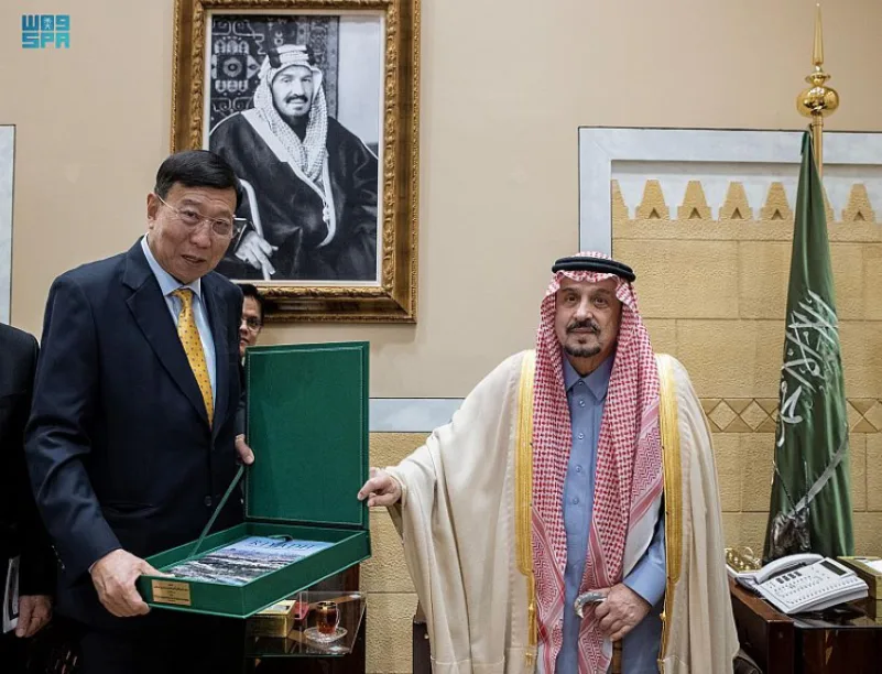 أمير الرياض يستقبل رئيس مجلس الشيوخ التايلندي