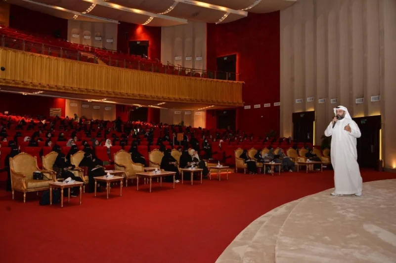 (600) طالب وطالبة بجامعة عبدالرحمن ينتظمون في برنامج الابتكار4