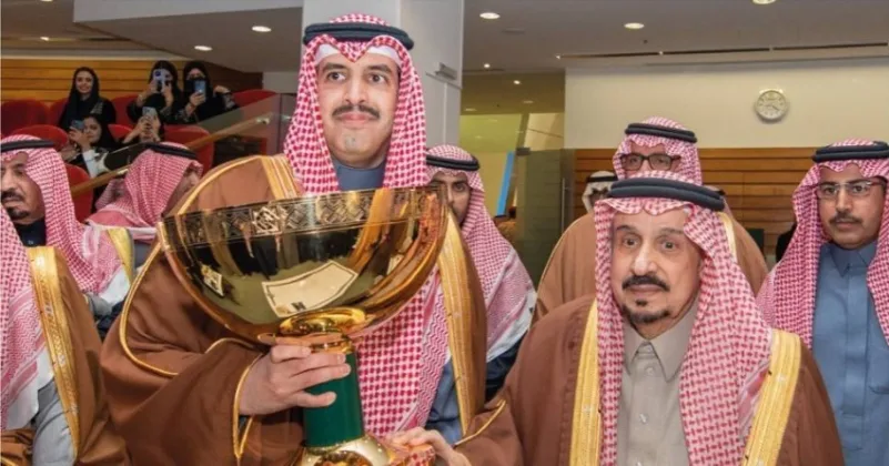 أمير الرياض يتوج الفائزين بكأسَي خادم الحرمين والخيالة السعوديين المتمرنين