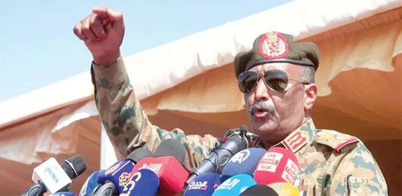 البرهان: سنبني جيشاً في السودان لا يتدخل بالسياسة 