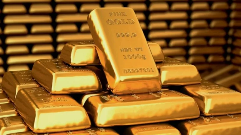 أسعار الذهب تتراجع بأكثر من 1 %